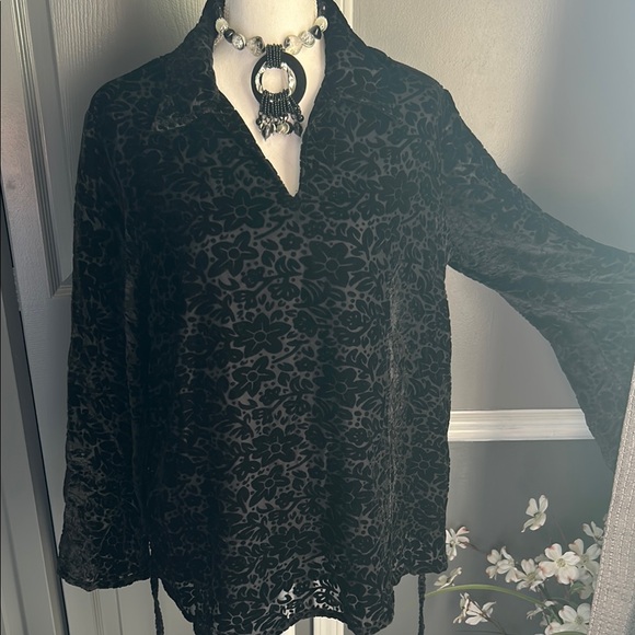 maternity announcements Tops - Black Bell Sleeve Notched Collar Blouse